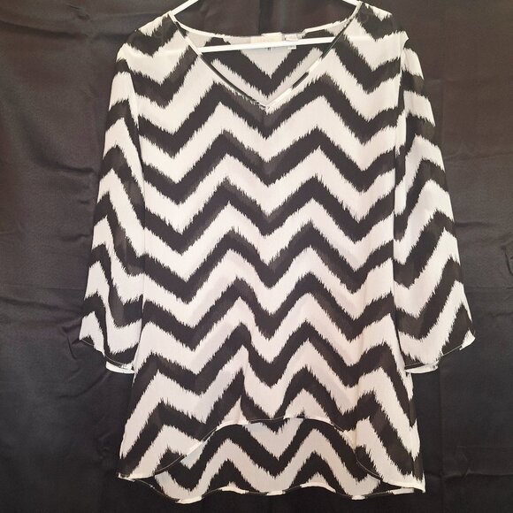Chico's Black & White Print Blouse Sz 2 (US L/12) - Picture 1 of 8